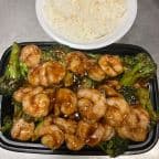 Best Shrimp w. Fresh Broccoli in Beardstown, IL